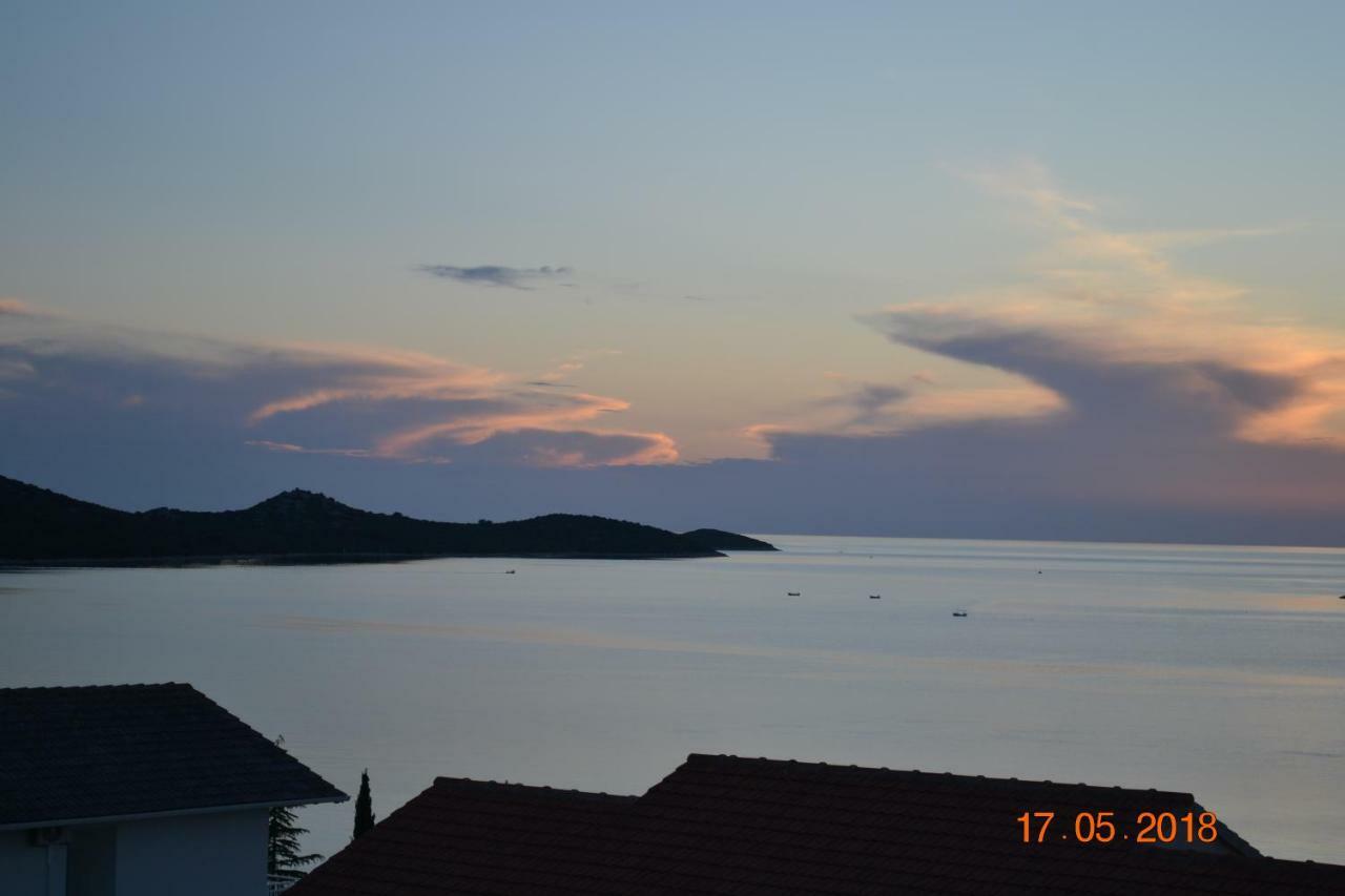 Holiday Apartments Lucic - Feels Like Home, Away From Home Ražanj 외부 사진